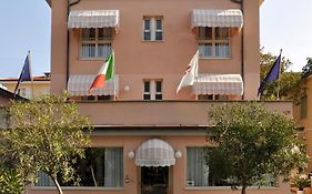 Florentia Hotel